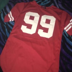 red jersey